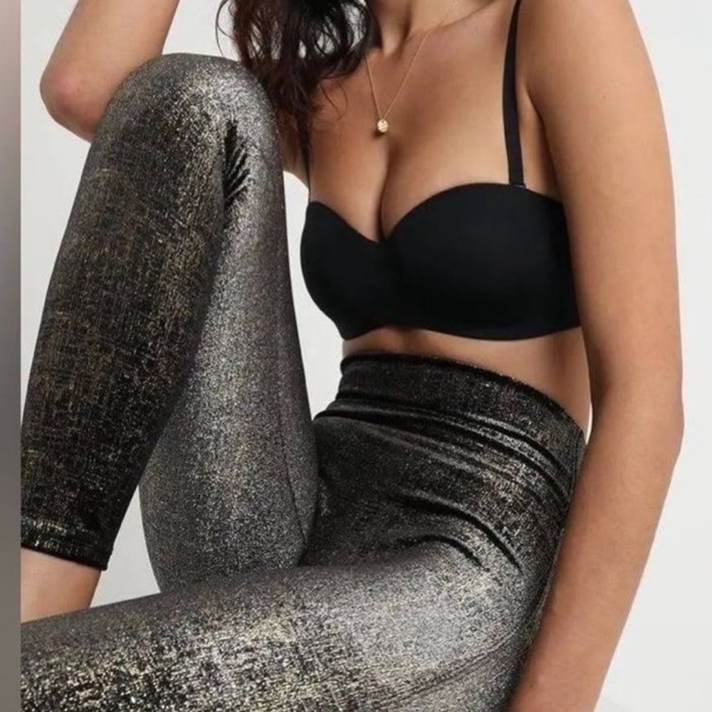 Spanx Velvet Shine Leggings Size S NWOT